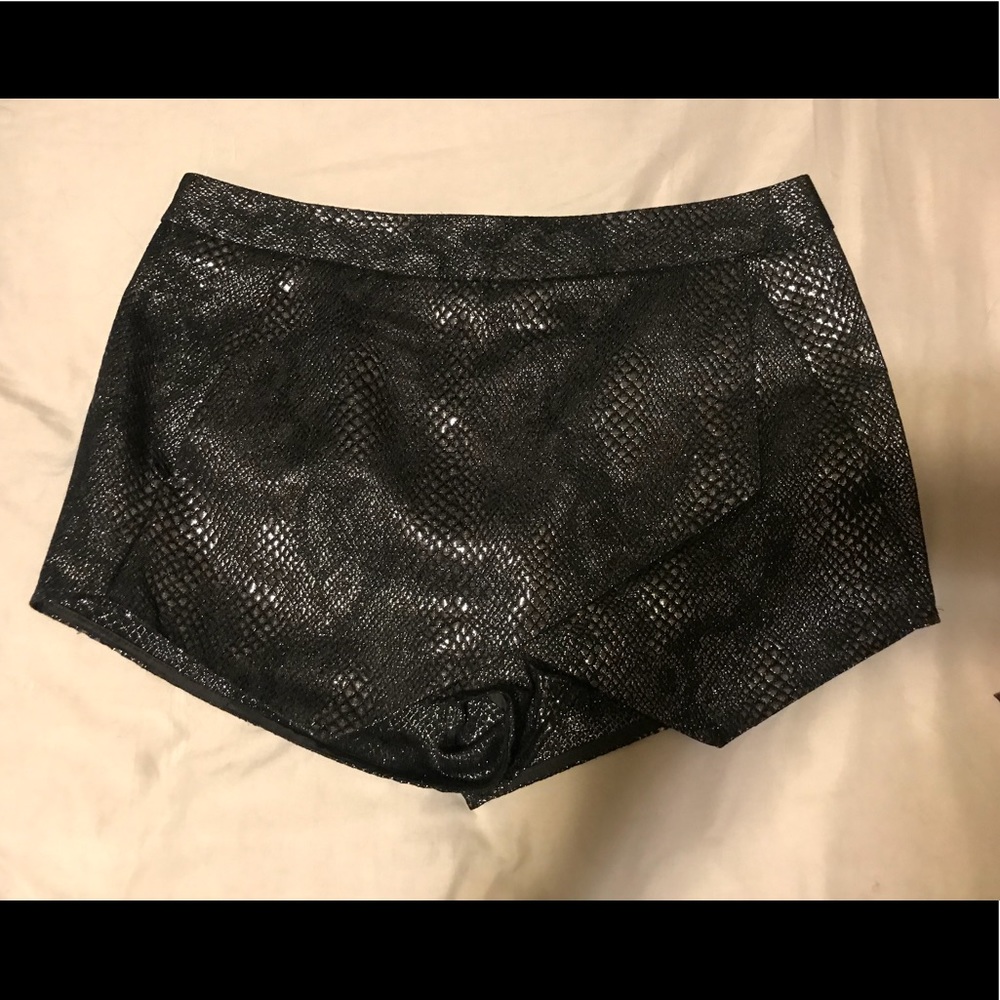 Express Skort